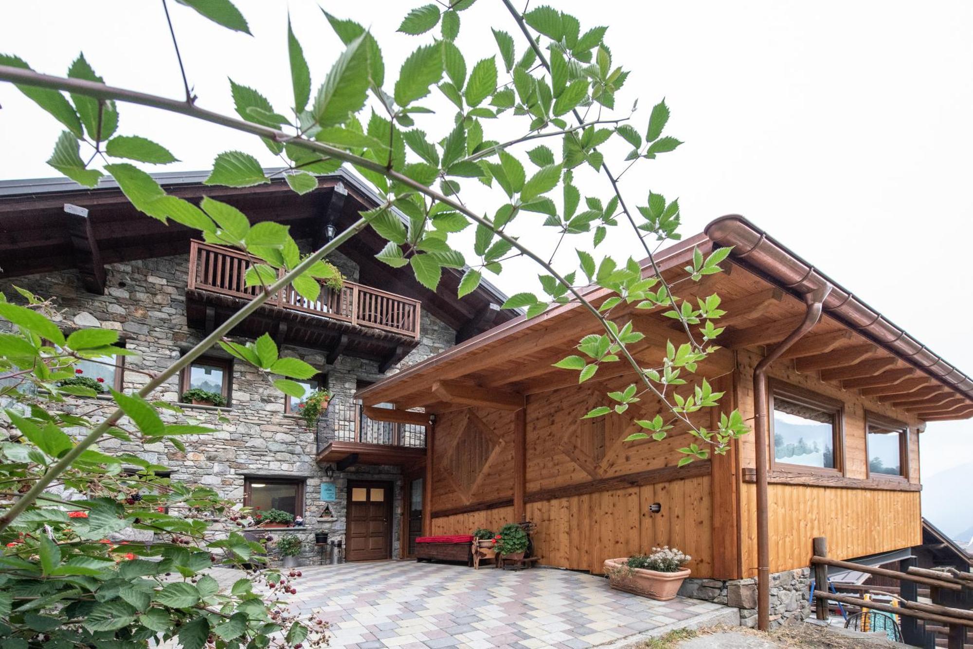 Agriturismo La Clochette Торньон Екстериор снимка